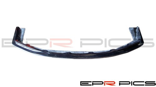 Style half under lip for - half,